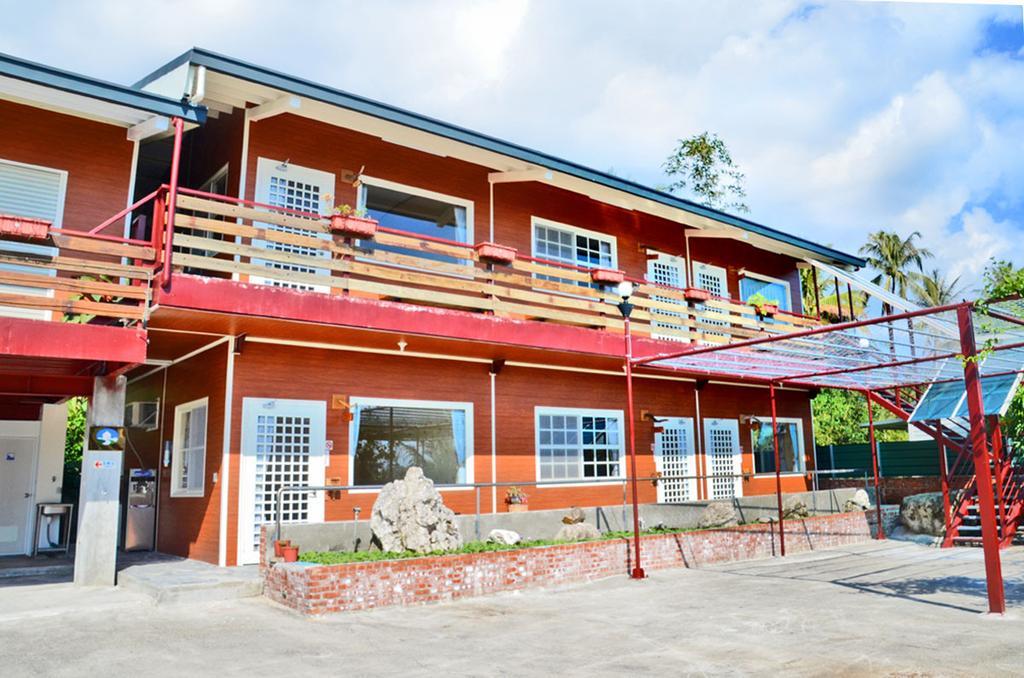 Taitung Dulan Red House Homestay B&B Exterior photo