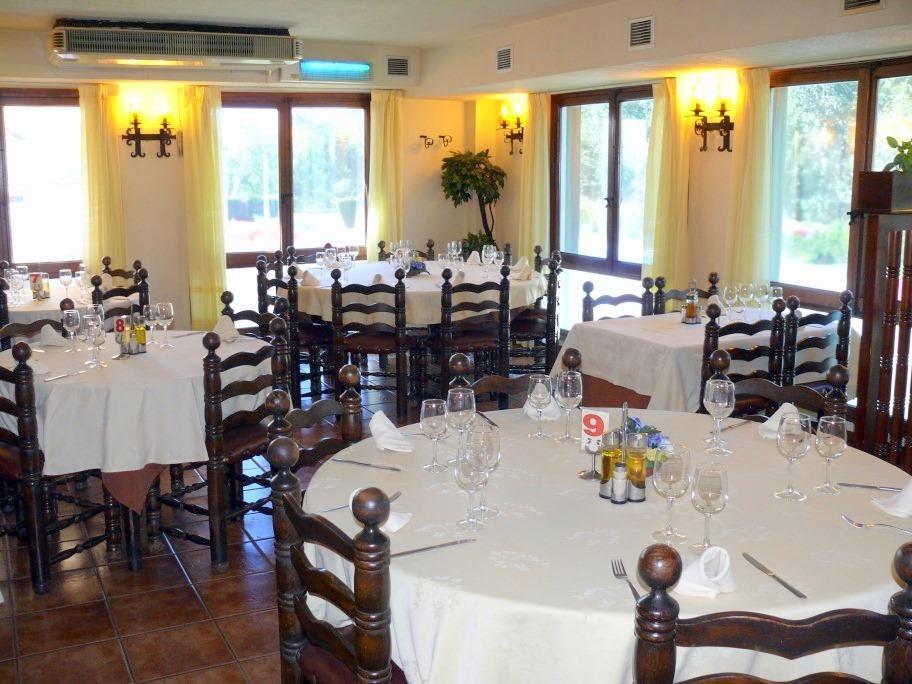 Hotel Restaurante Las Galias Zuera Restaurant photo