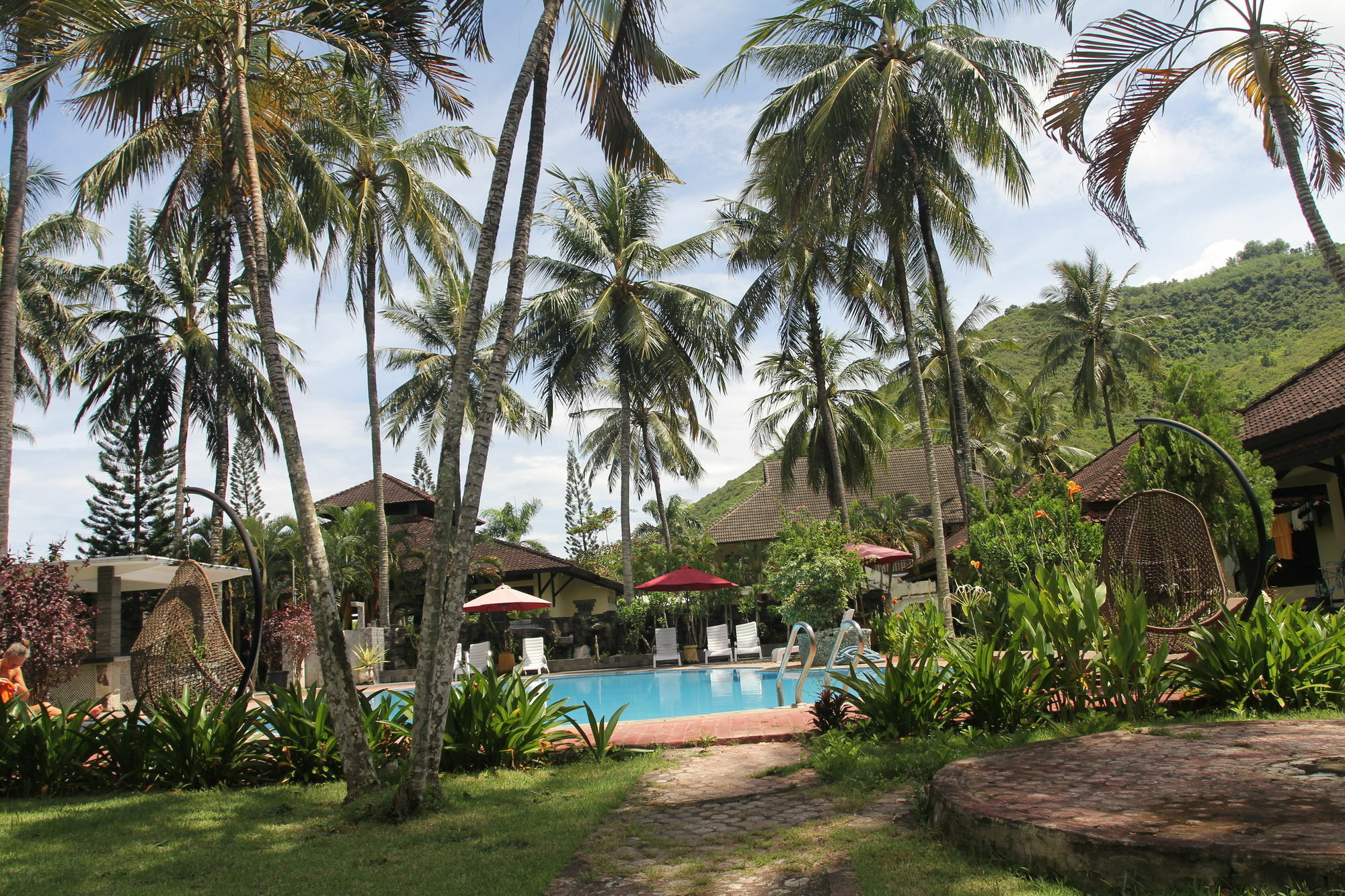 Kuta Indah Hotel Exterior photo