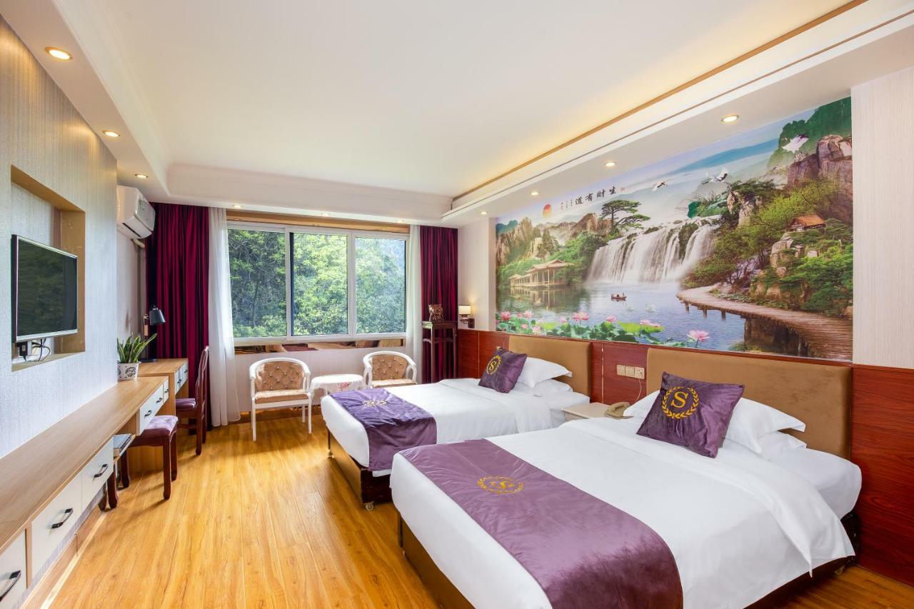 New Century Hotel Yangshuo Exterior photo