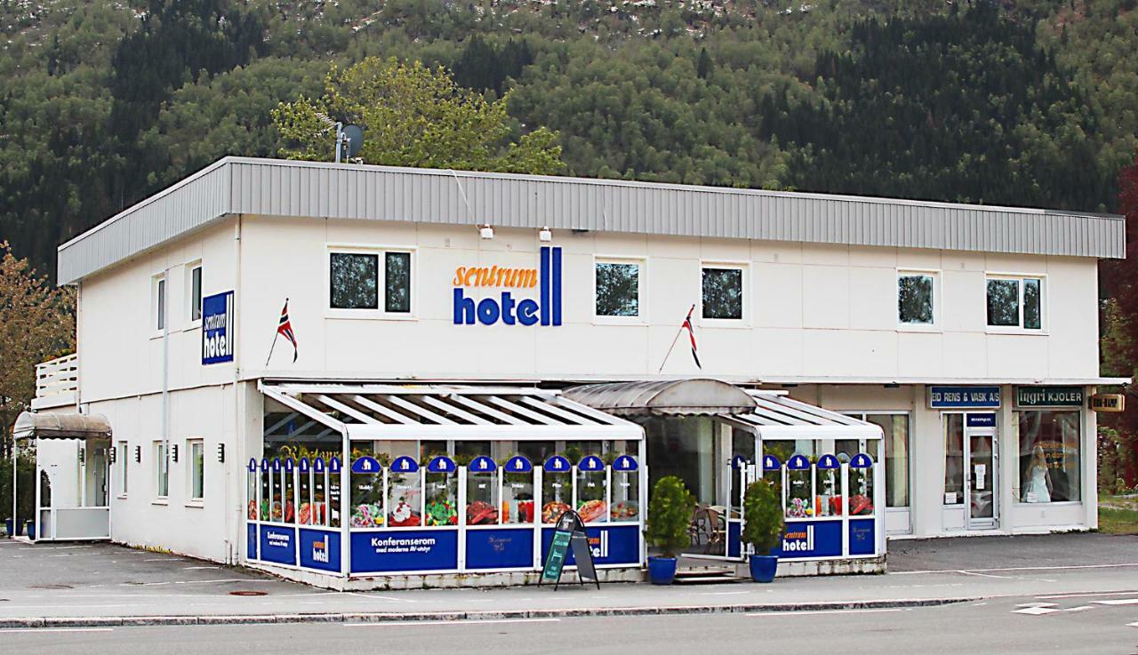 Sentrum Hotel Nordfjordeid Exterior photo