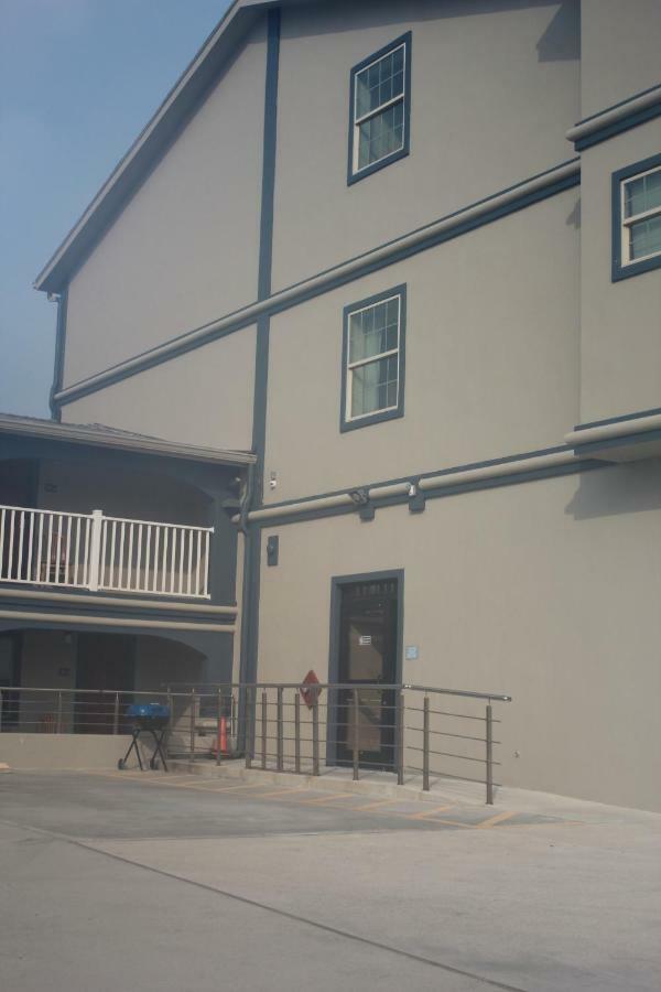 Americas Best Value Inn Port Aransas Exterior photo