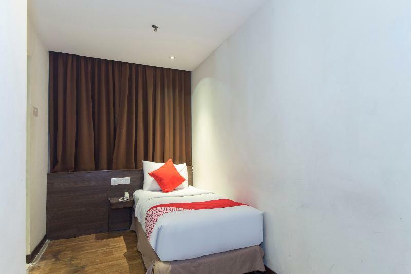 Oyo 430 Oak Valley Boutique Hotel Johor Bahru Exterior photo