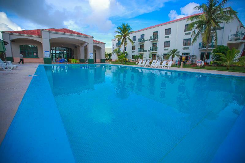 Garden Villa Hotel Tumon Exterior photo