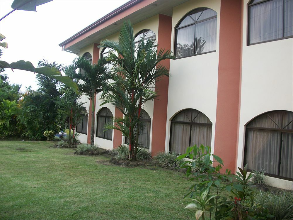 Hotel Vista Del Cerro La Fortuna Exterior photo