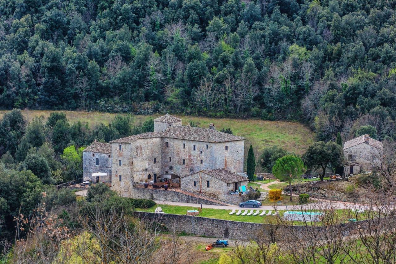 Castello Valenzino Aparthotel Pierantonio Exterior photo