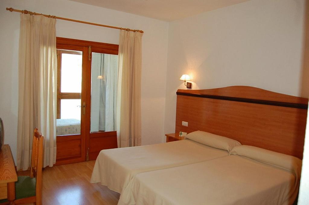 Hotel Xorret Del Cati Castalla Room photo