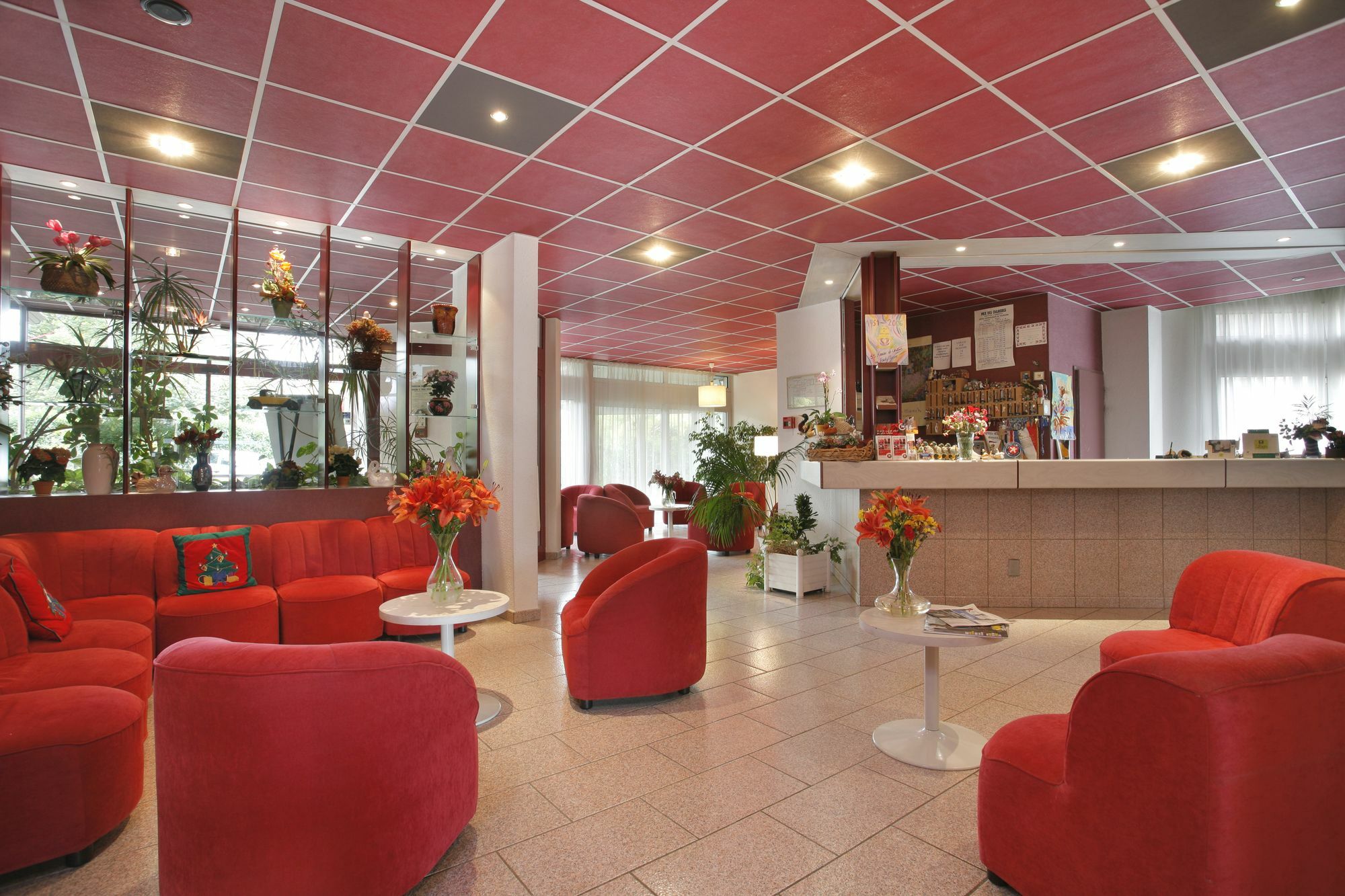 Logis Hotel Arc En Ciel Thonon-les-Bains Exterior photo