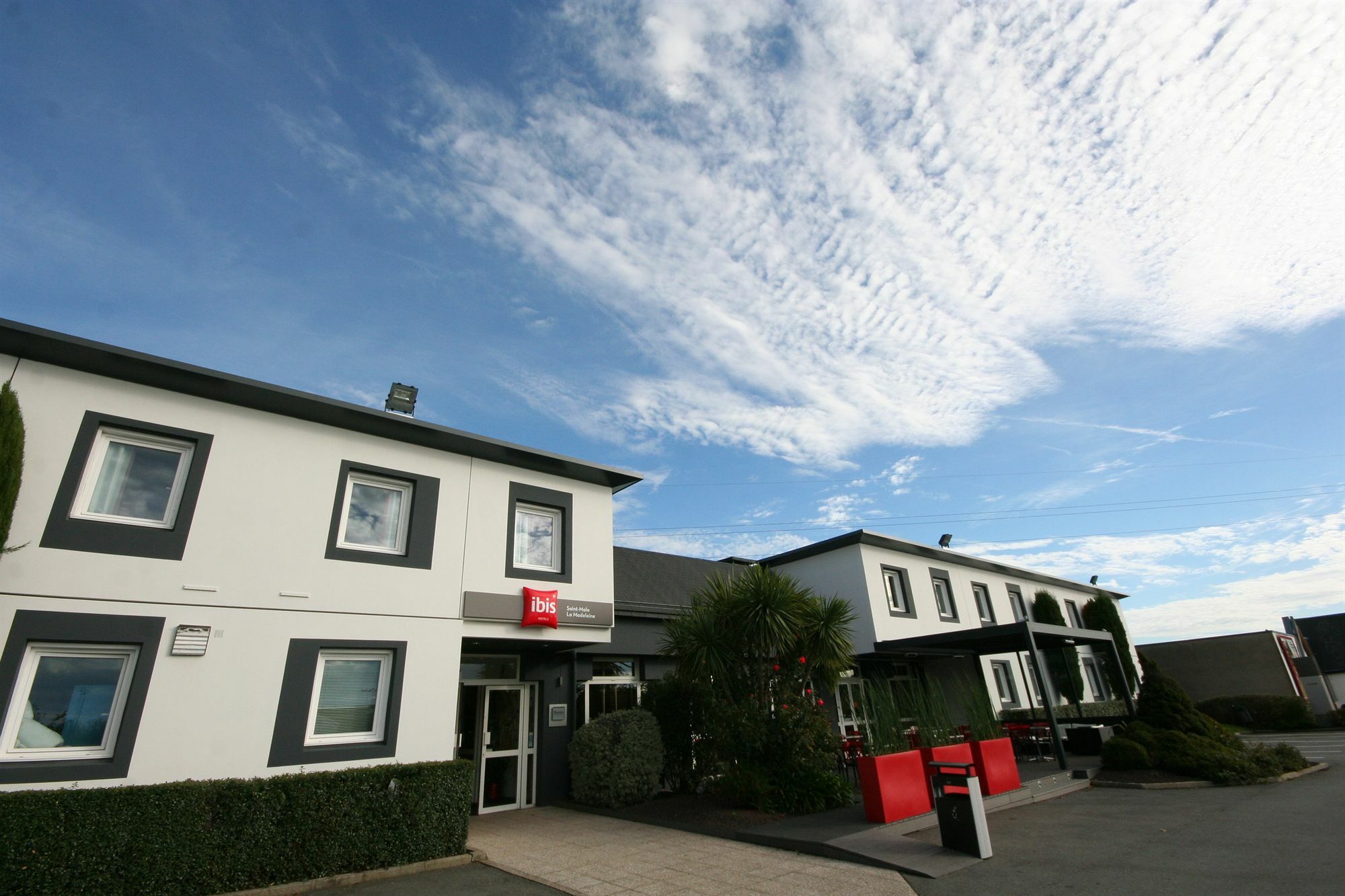 Ibis Saint-Malo Madeleine Hotel Exterior photo