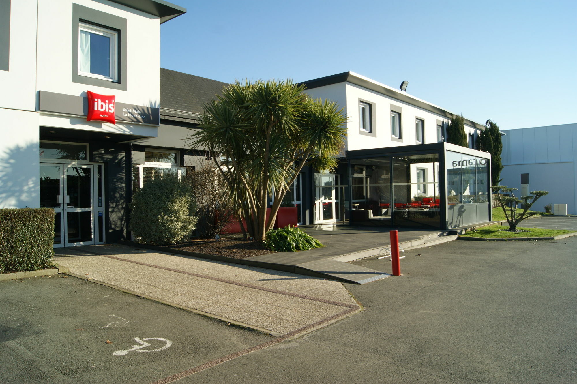 Ibis Saint-Malo Madeleine Hotel Exterior photo