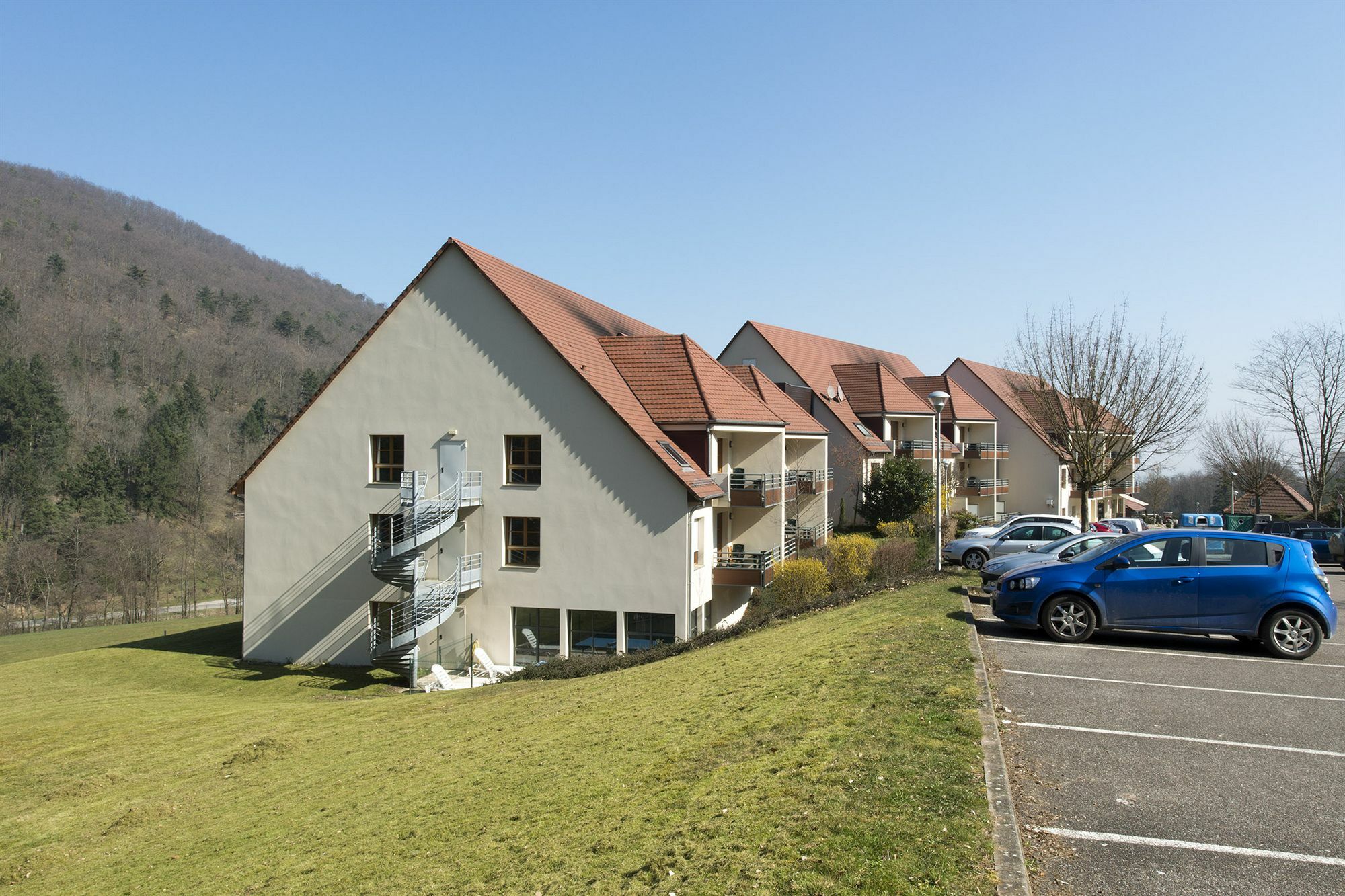 Goelia Le Domaine Du Golf Aparthotel Ammerschwihr Exterior photo