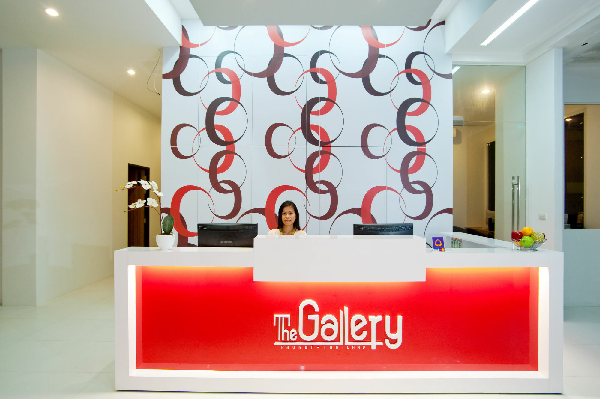 The Gallery Hotel Patong Exterior photo