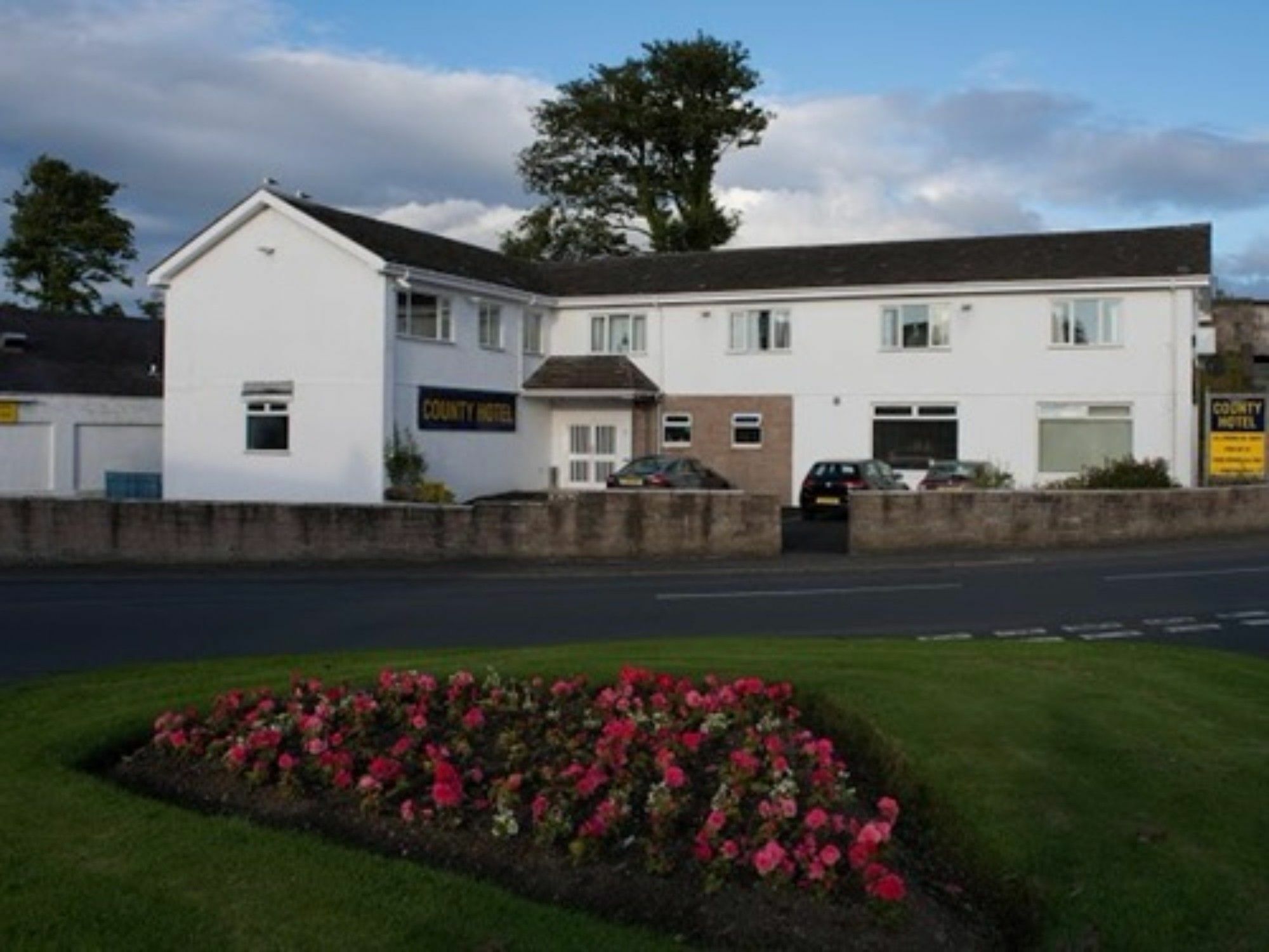 County Hotel Helensburgh Exterior photo