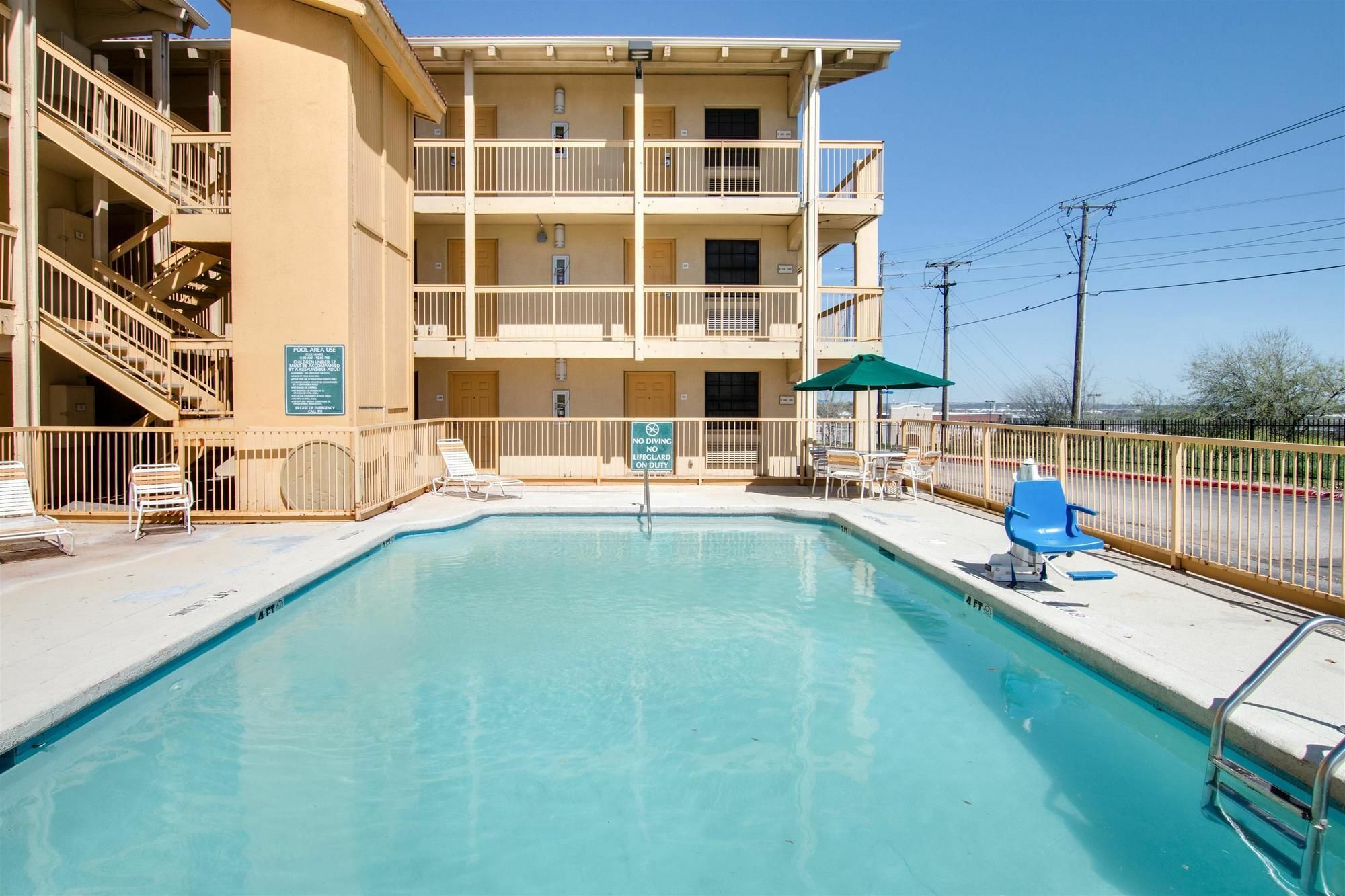 Studio 6-Fort Worth, Tx - West Medical Center White Settlement Exterior photo