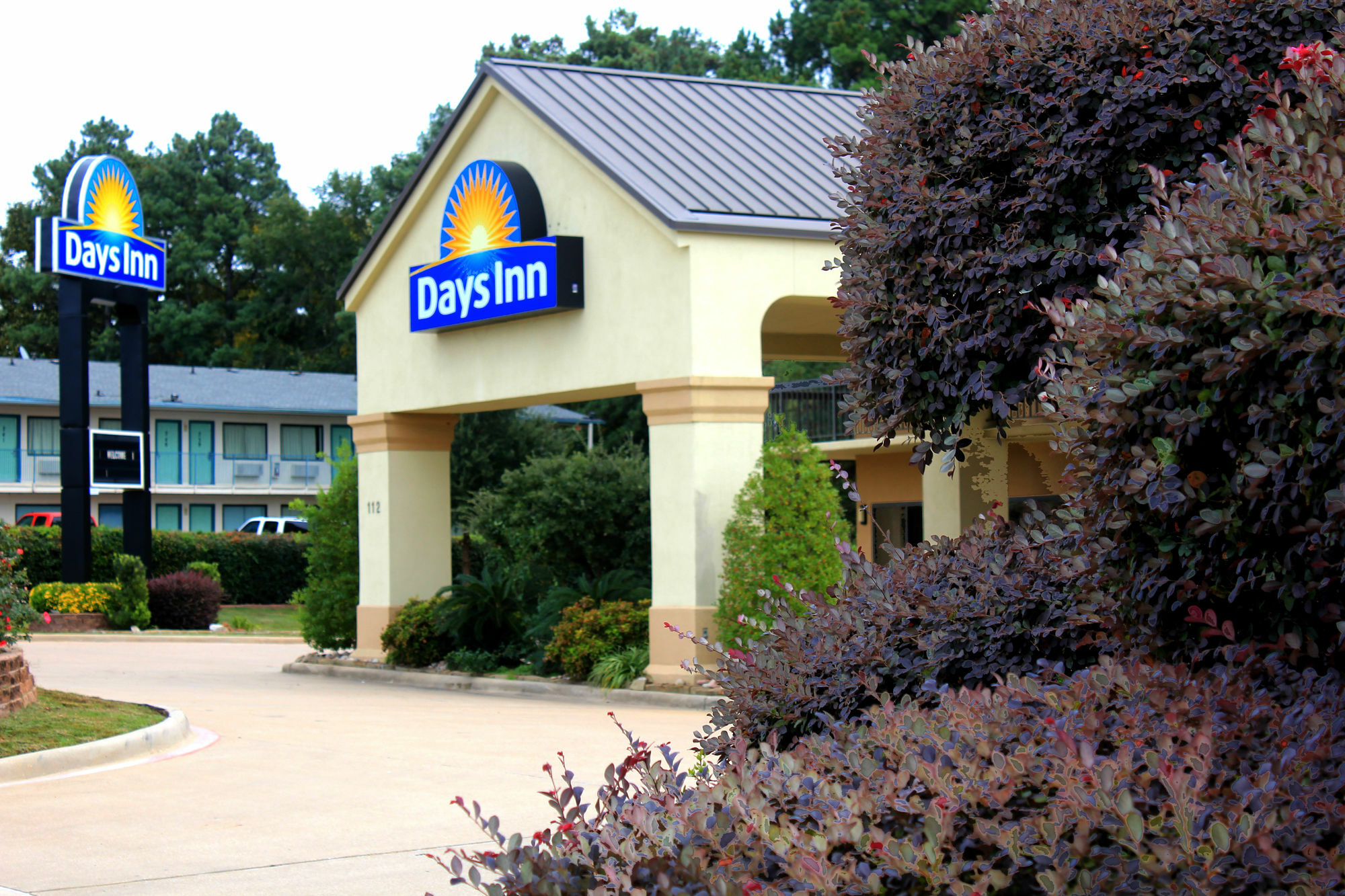 Days Inn By Wyndham Longview South Exterior photo