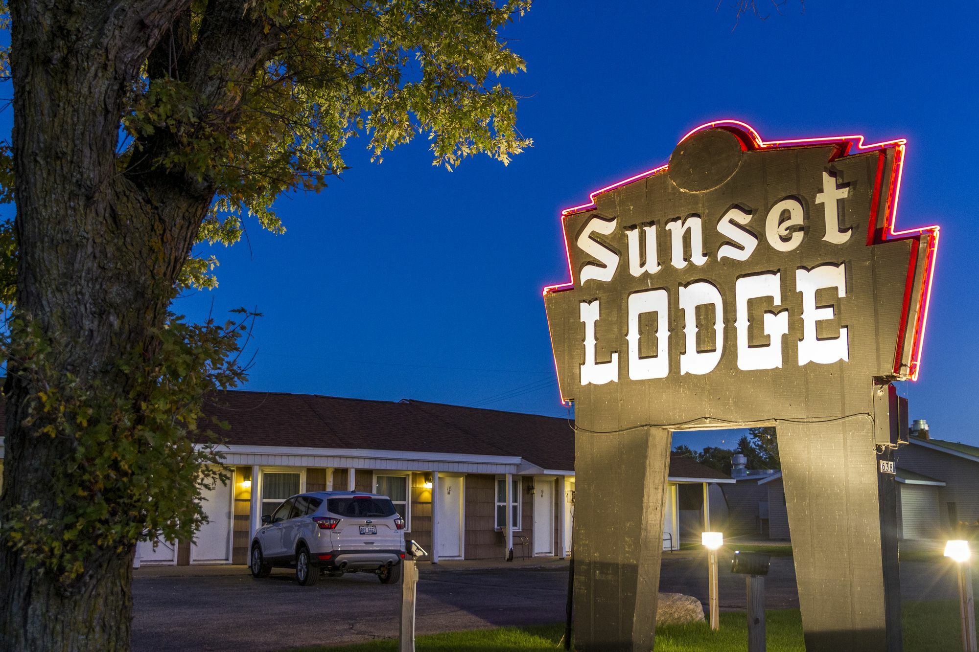 Sunset Lodge Escanaba Exterior photo