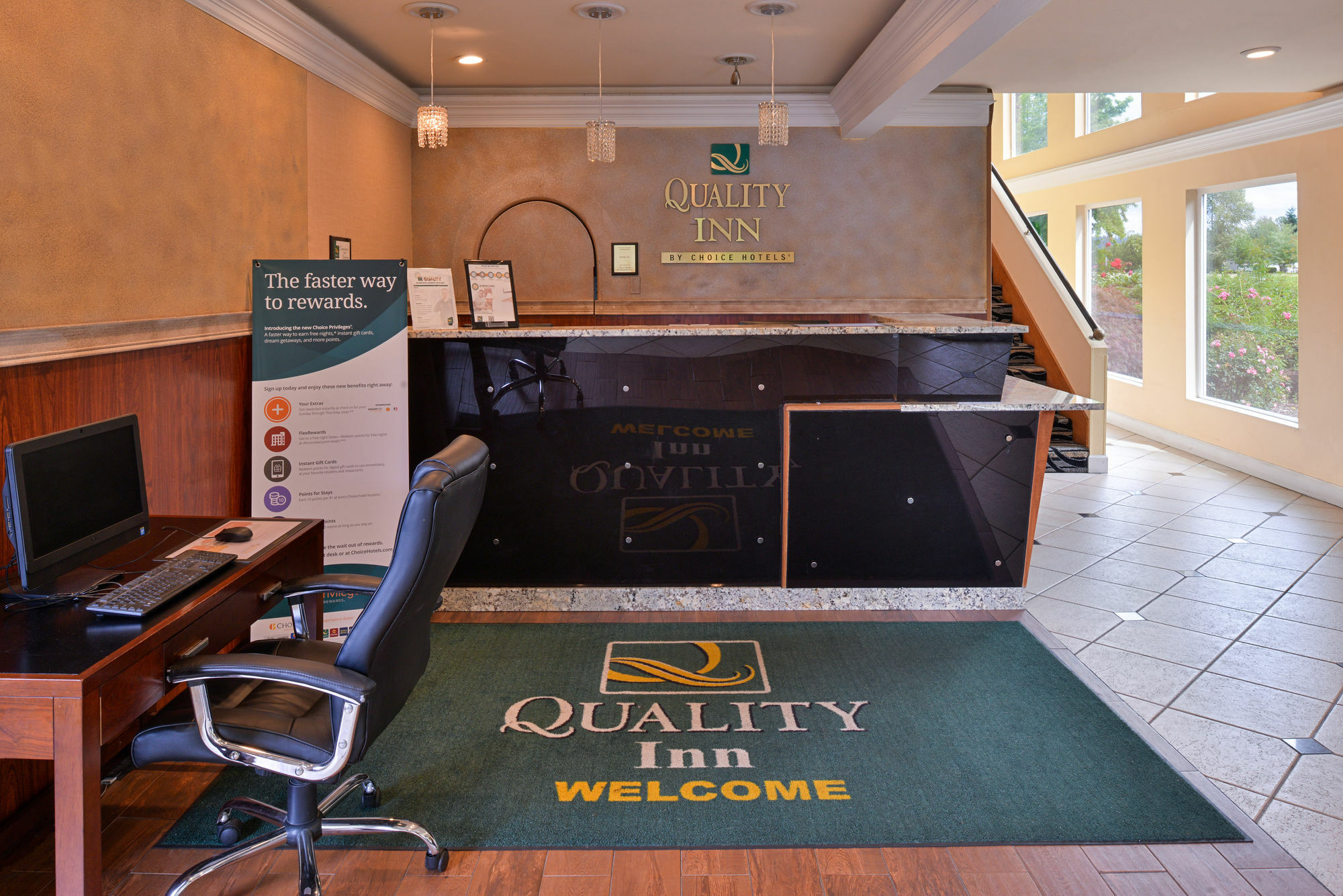 Quality Inn Hotel, Kent Exterior photo