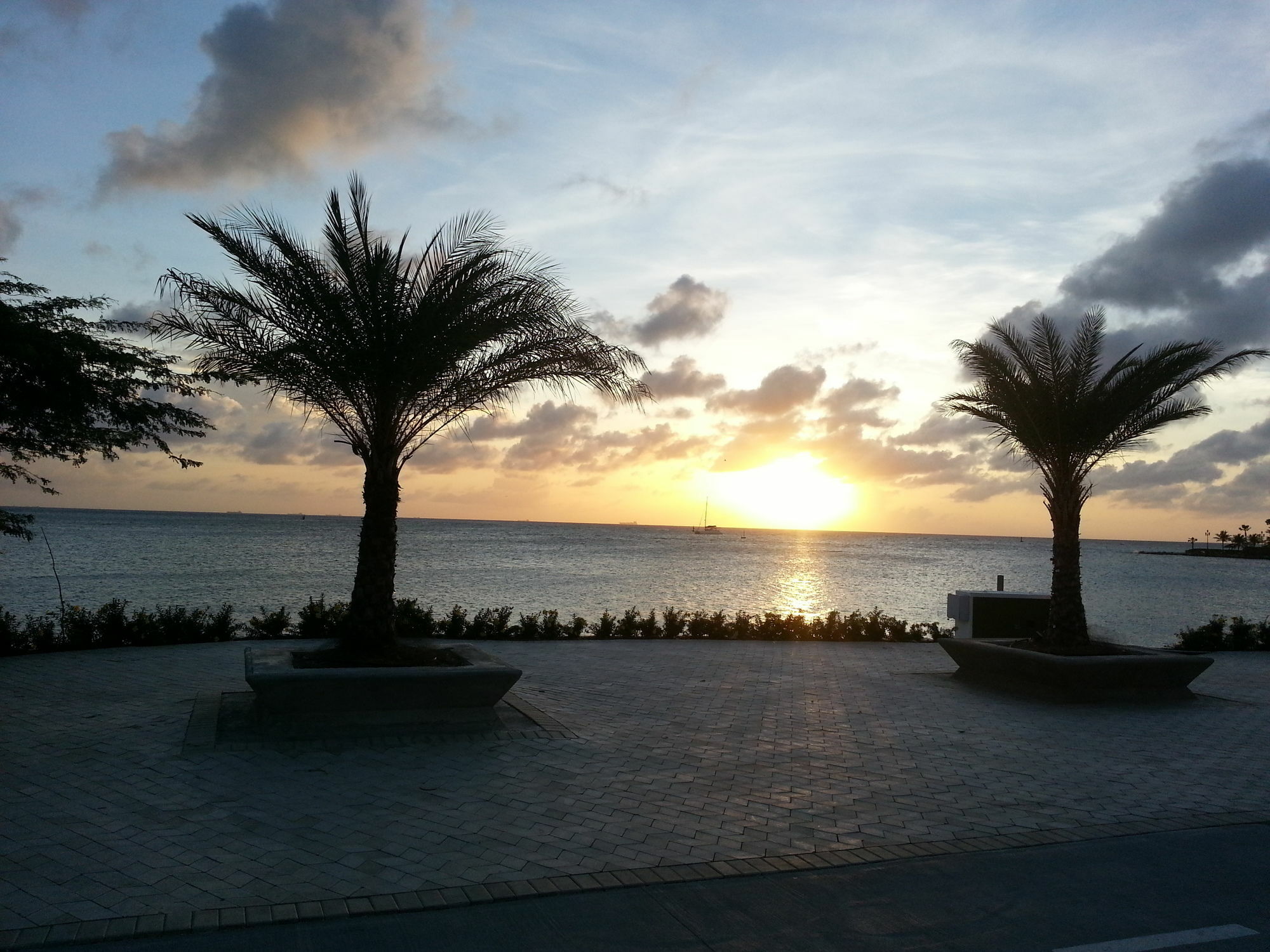 Le Chateau Ocean Villas Oranjestad Exterior photo