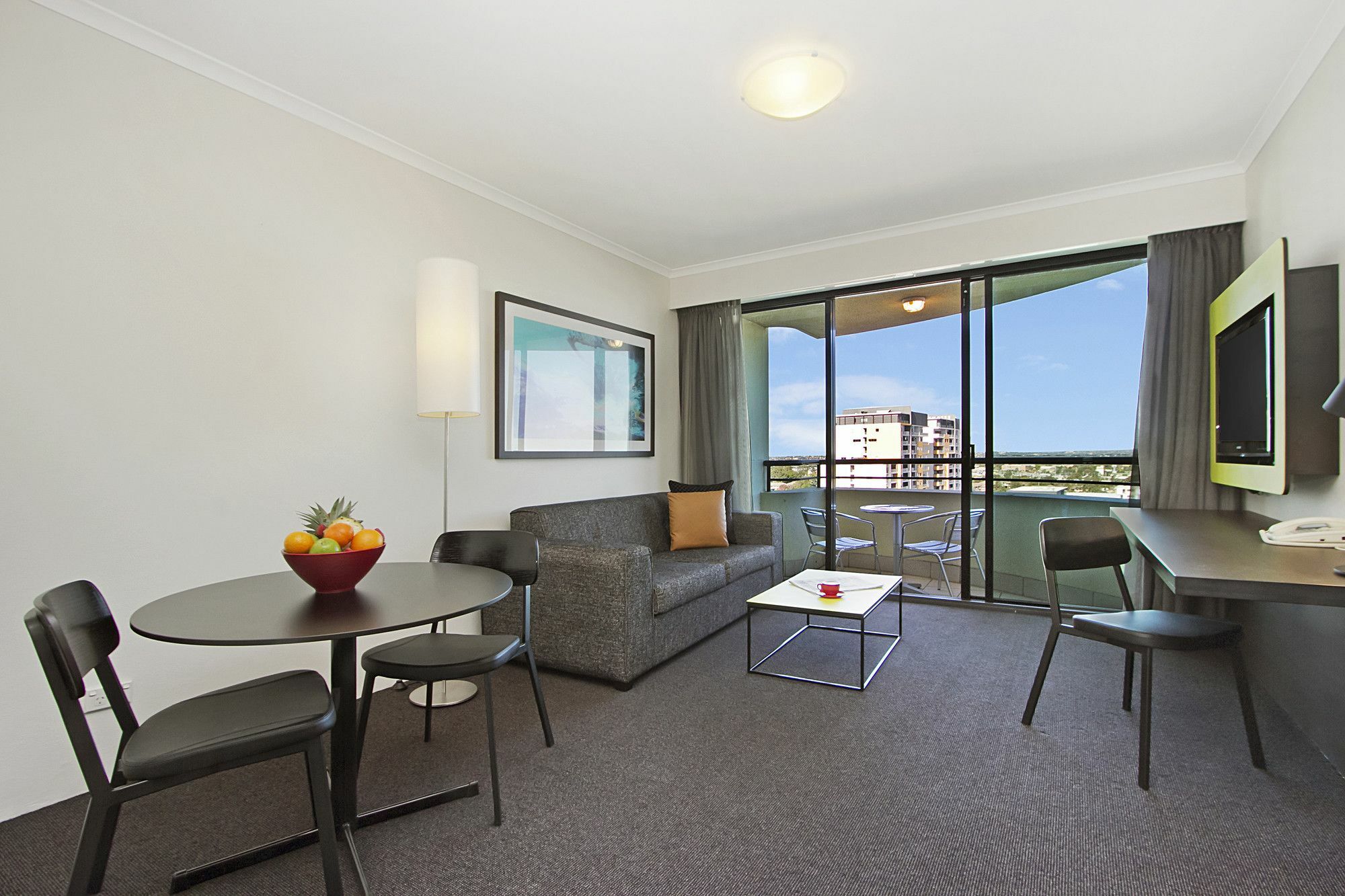 Mantra Parramatta Aparthotel Sydney Exterior photo