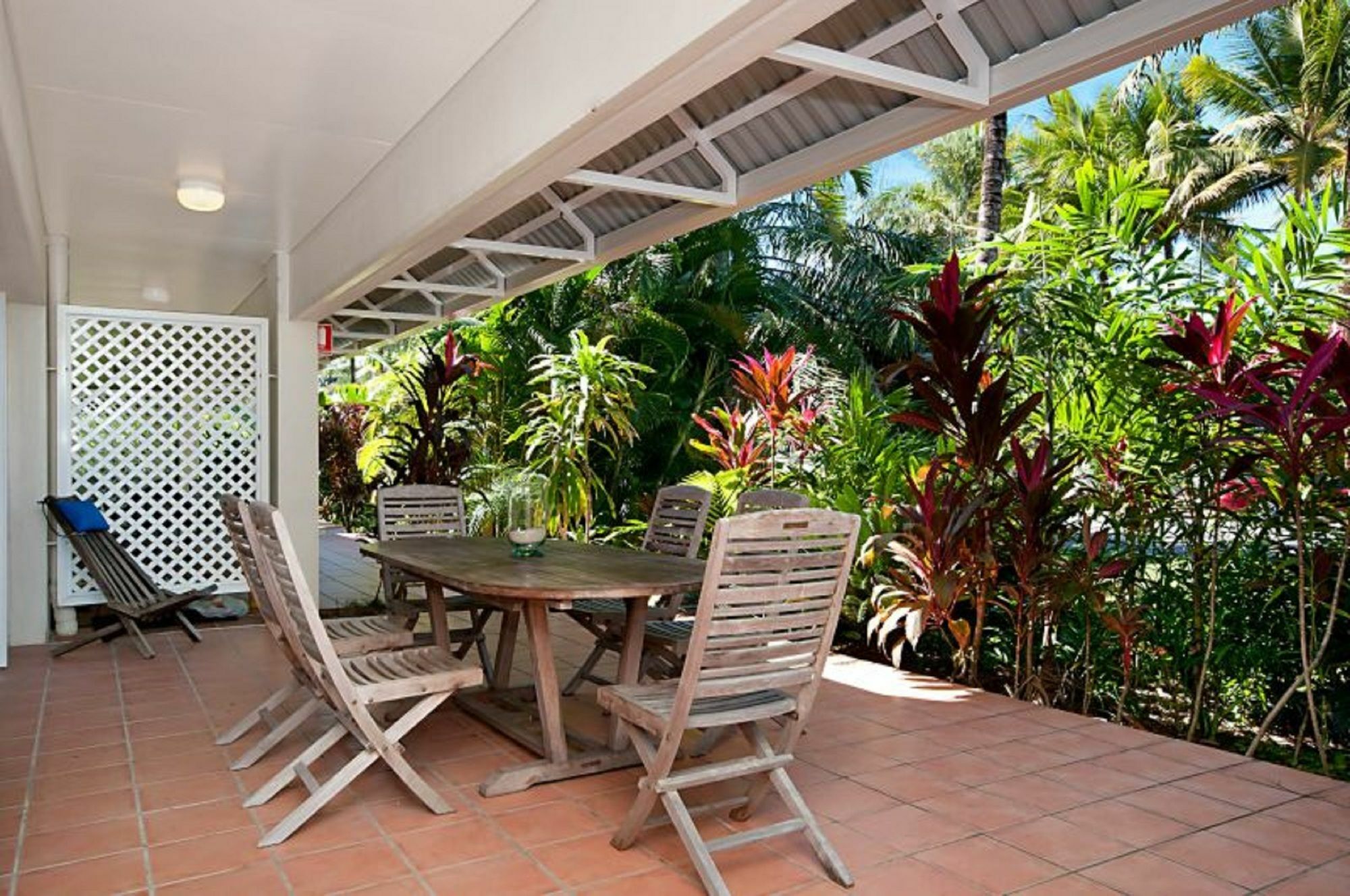 Balboa Apartments Port Douglas Exterior photo