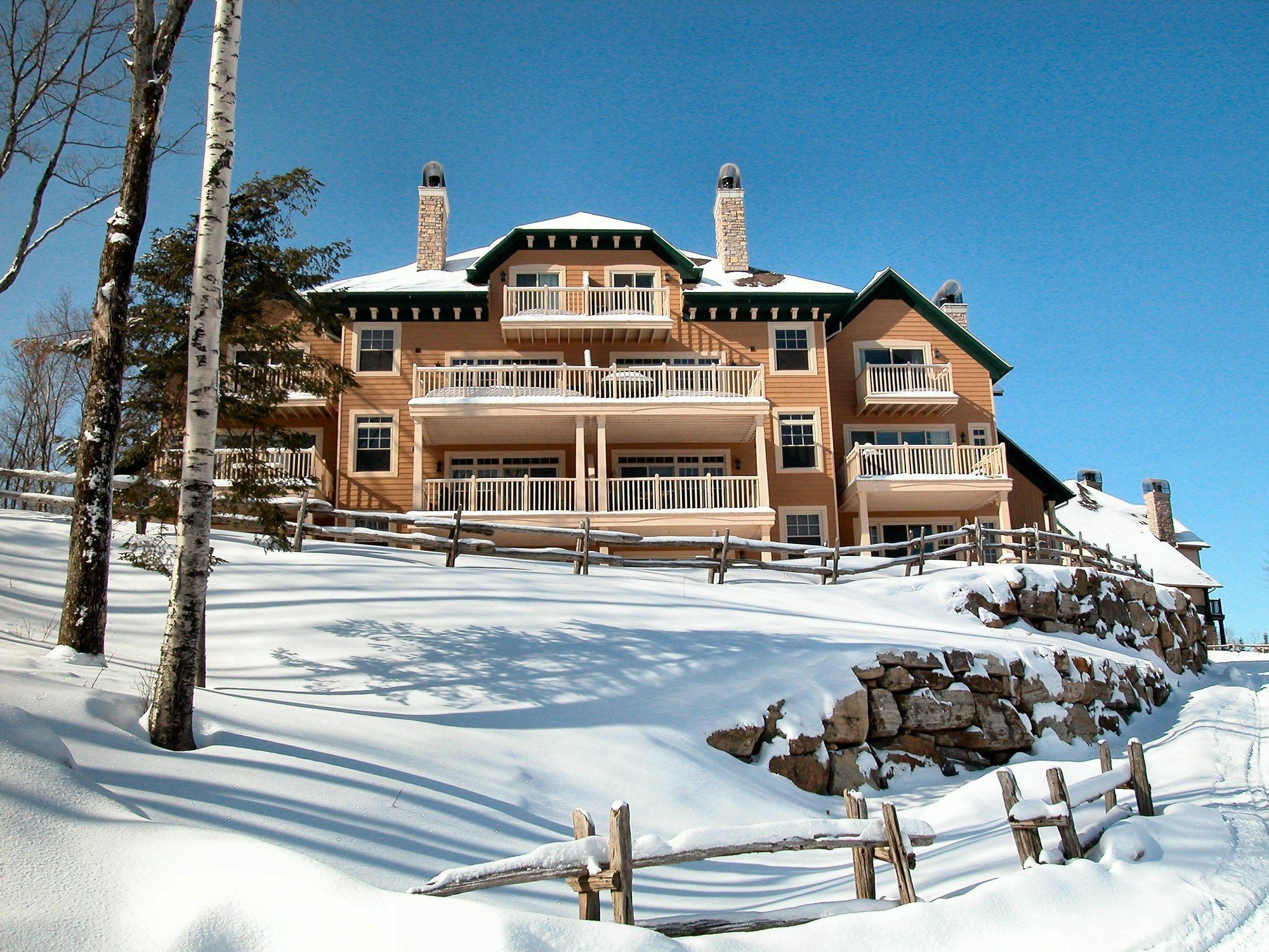 Cap Tremblant Mountain Resort Mont-Tremblant Exterior photo