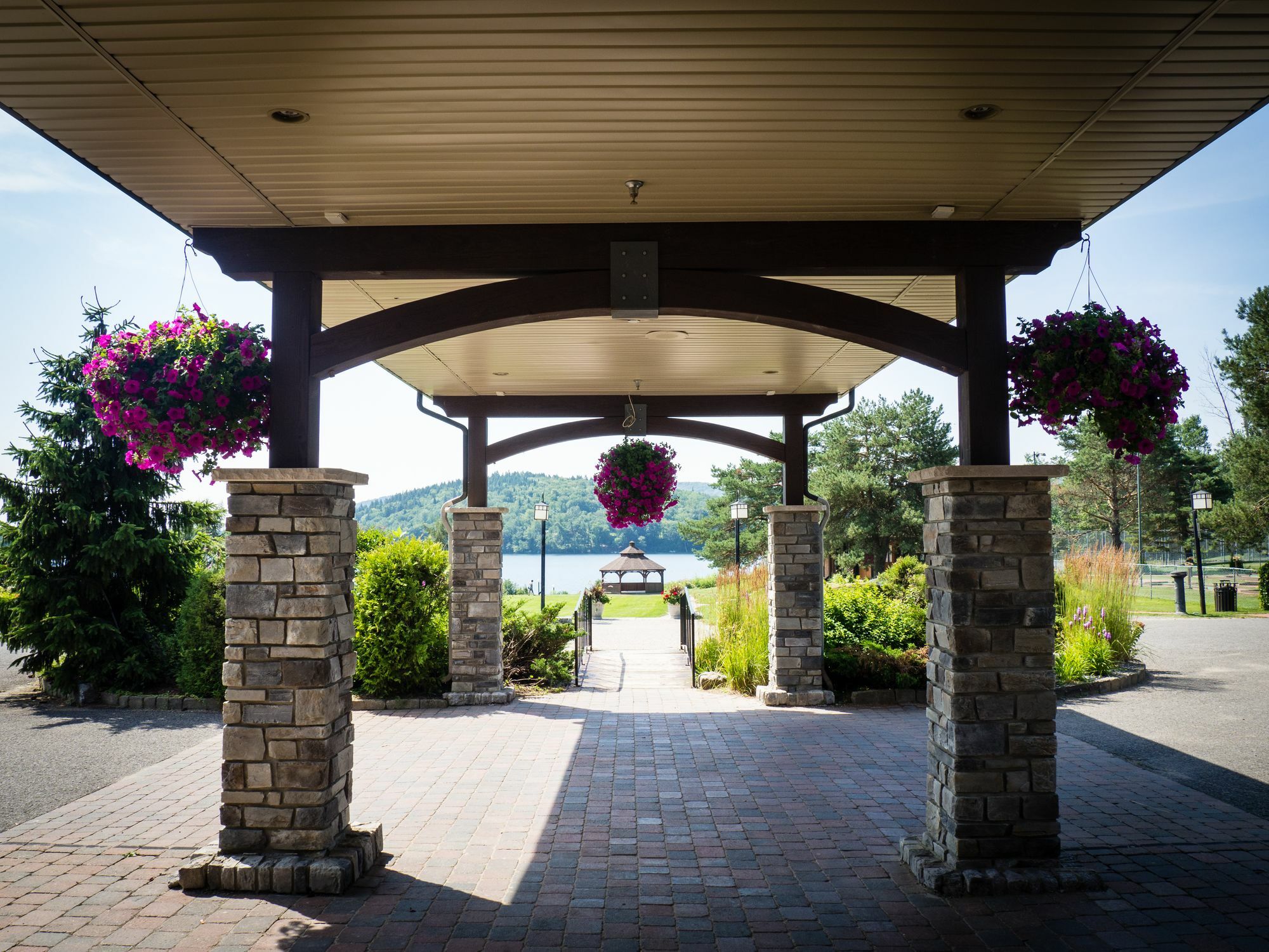 Le Manoir Du Lac Delage Stoneham Exterior photo