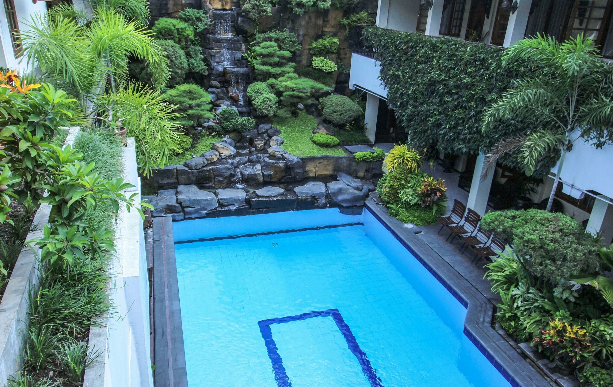 Duta Guest House Yogyakarta Exterior photo