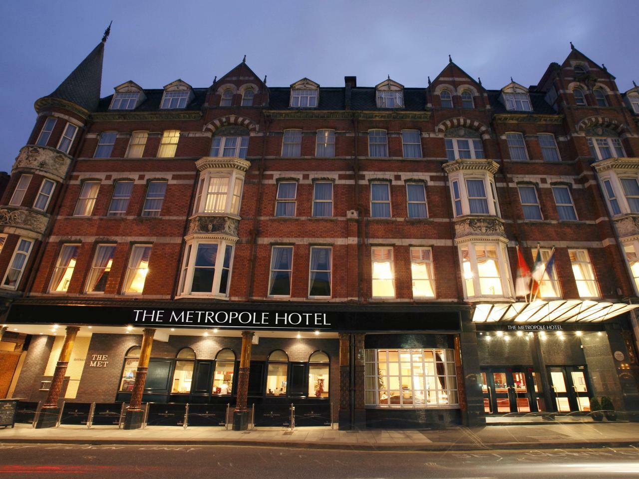 The Metropole Hotel Cork Exterior photo