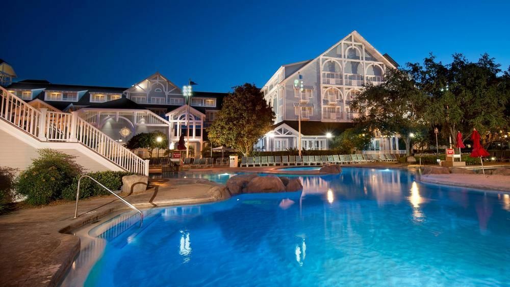 The Beach Club Resort — Bellstar Hotels & Resorts Parksville Exterior photo