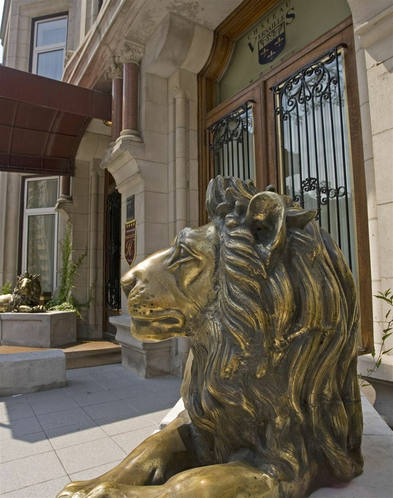 Chateau Versailles Montreal Exterior photo