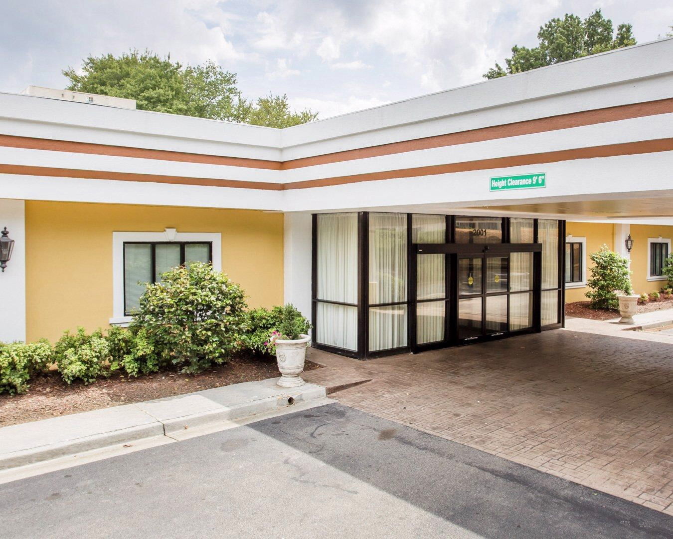 Budgetel Inn & Suites Atlanta Exterior photo