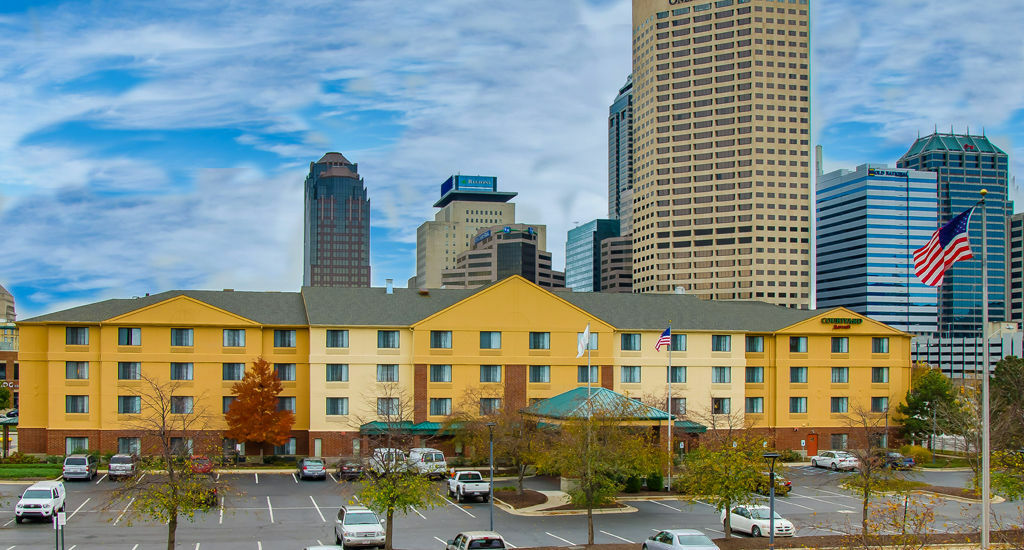 Courtyard Indianapolis At The Capitol Hotel Exterior photo