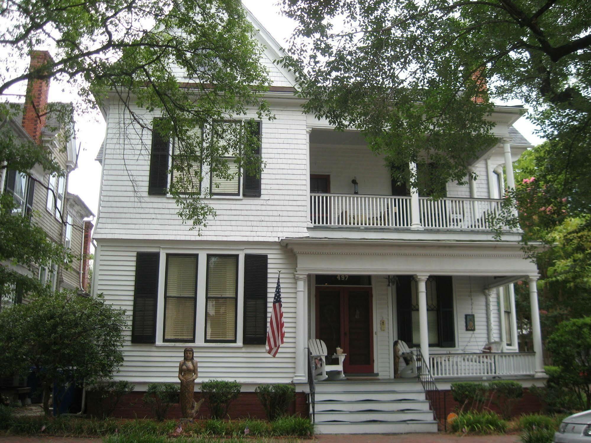 Mermaids' Porch Bed & Breakfast Portsmouth Exterior photo