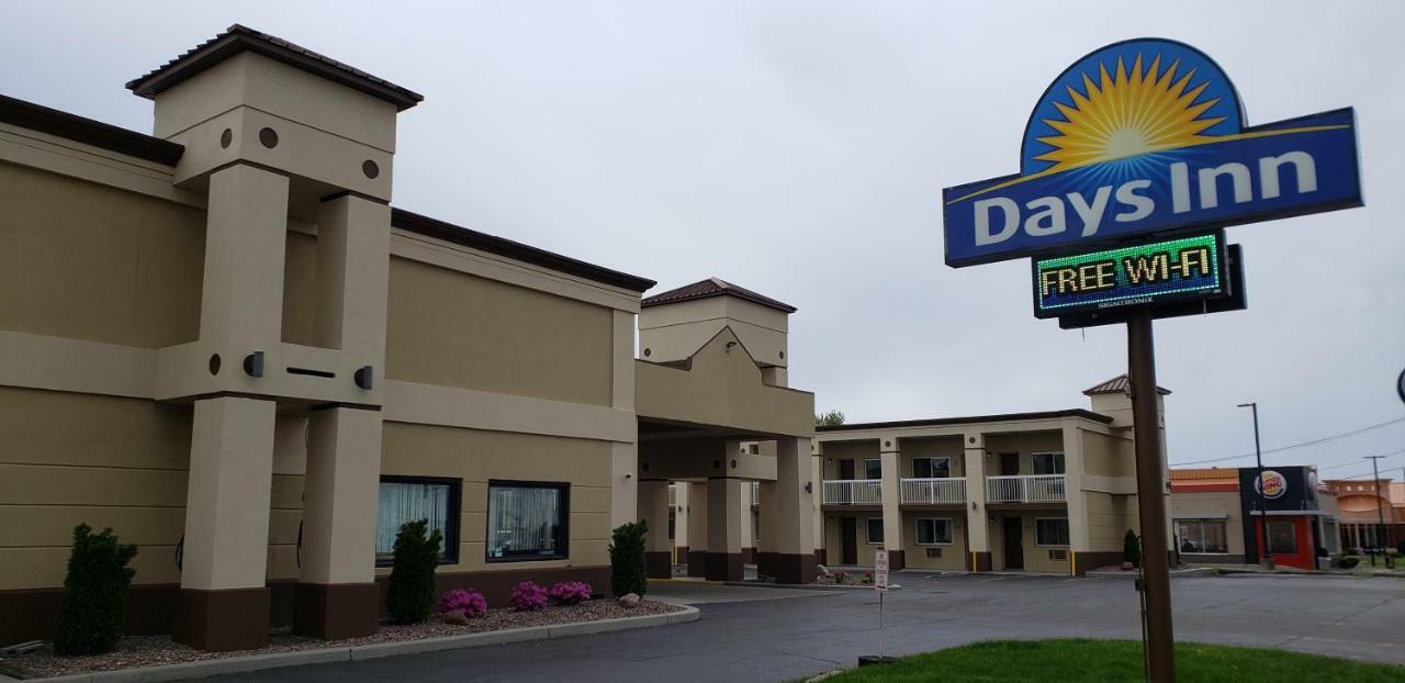 Days Inn By Wyndham Tonawanda/Buffalo Exterior photo