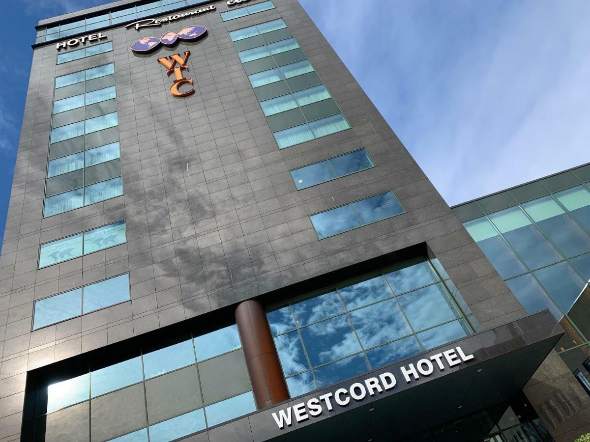Westcord Wtc Hotel Leeuwarden Exterior photo
