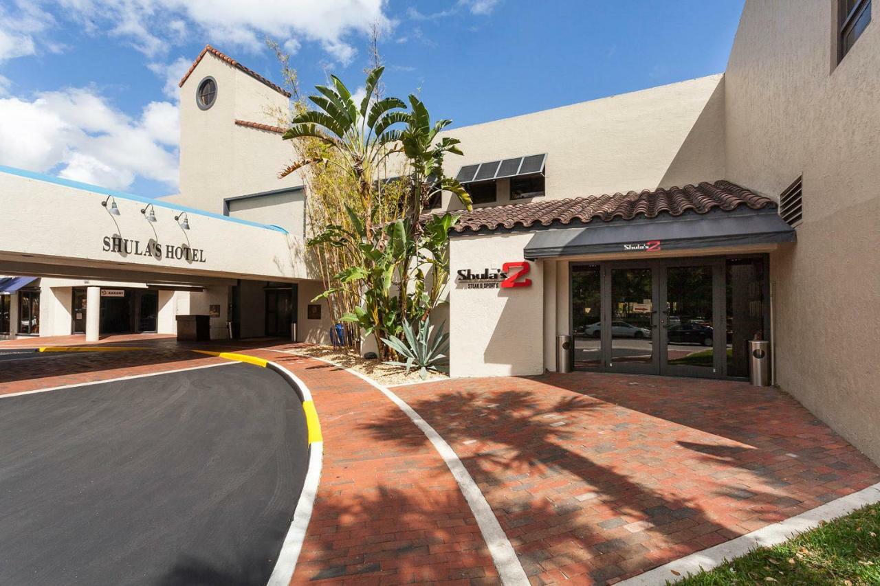 Miami Lakes Hotel Exterior photo