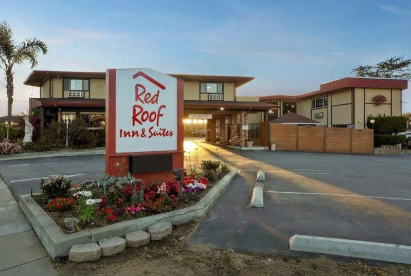 Red Roof Inn & Suites Monterey Exterior photo