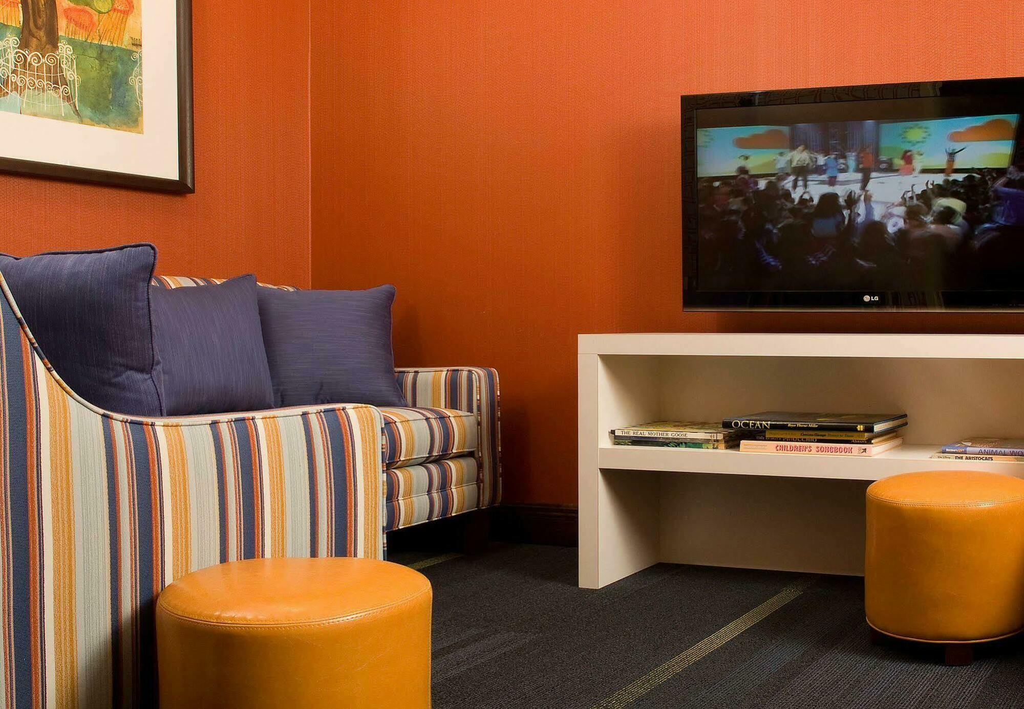 Fairfield Inn & Suites By Marriott Orlando Lake Buena Vista Room photo