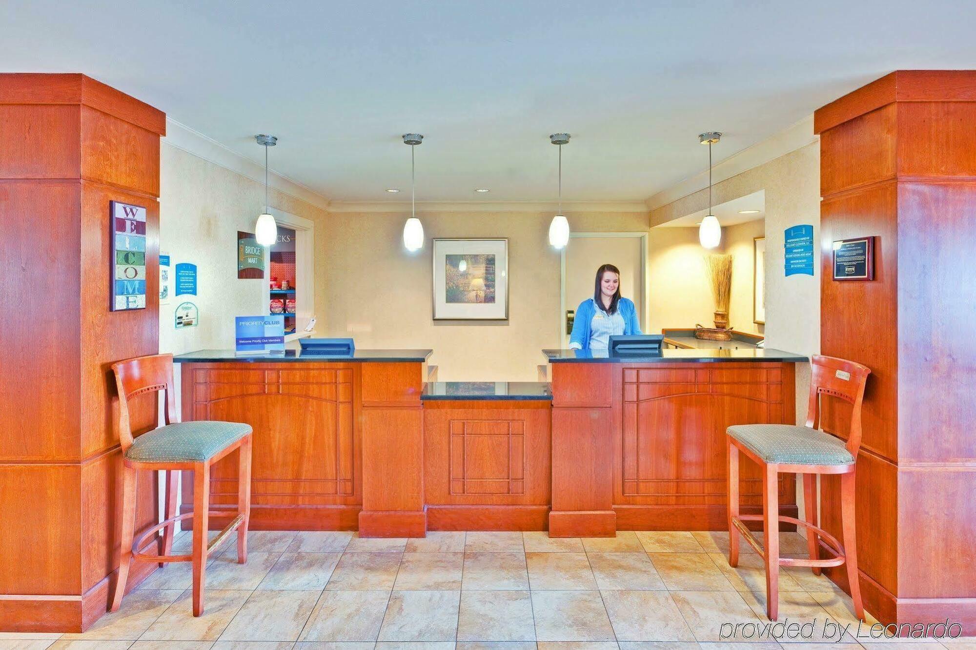 Staybridge Suites Glenview, An Ihg Hotel Interior photo