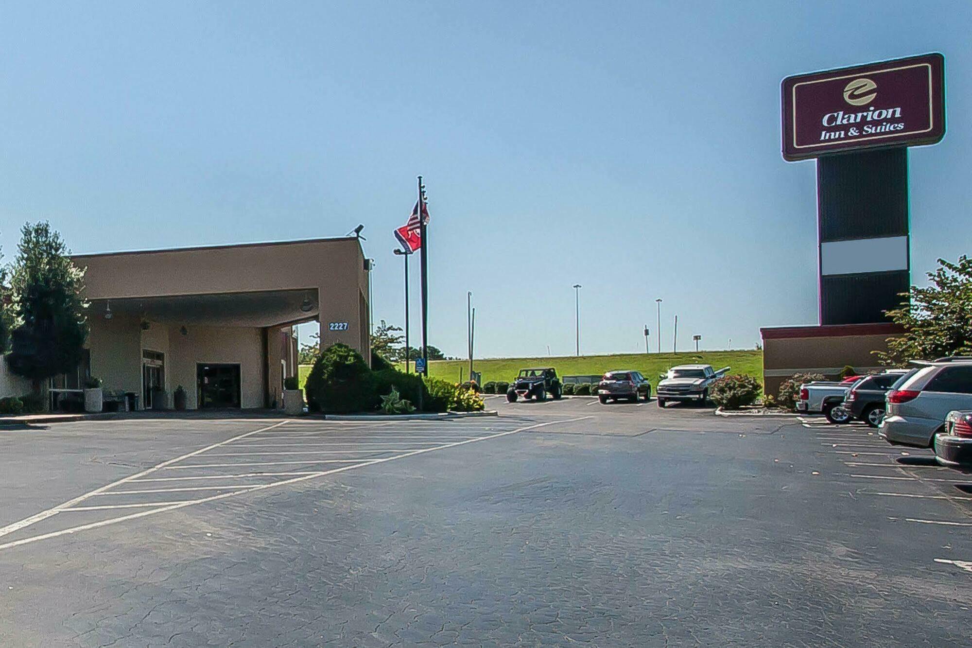 Clarion Inn Murfreesboro Exterior photo