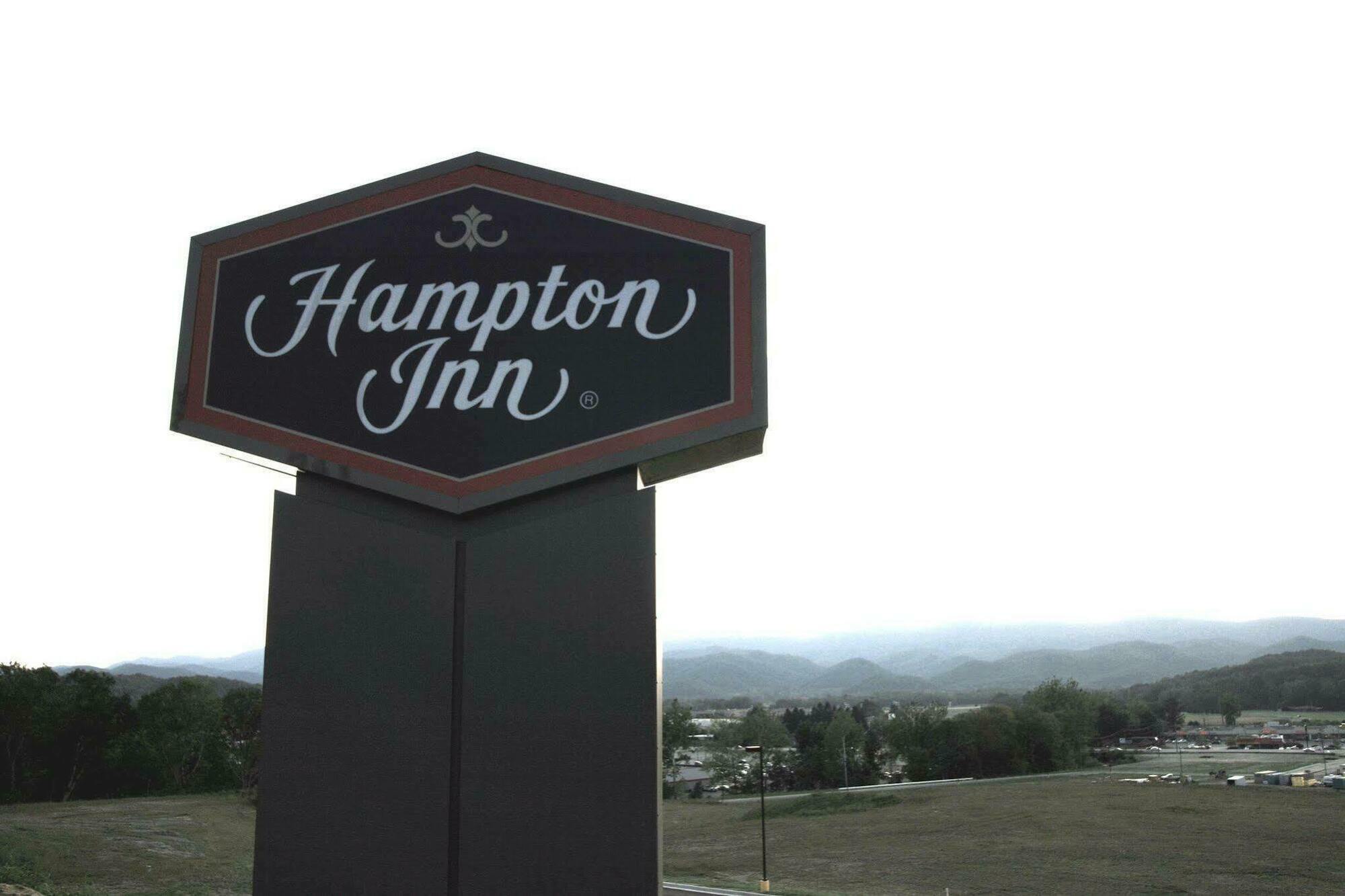 Hampton Inn Elkins Exterior photo