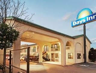 Days Inn By Wyndham Espanola Exterior photo