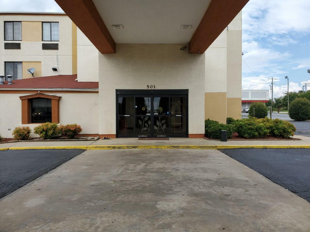 Surestay Plus By Best Western Spartanburg Southwest Exterior photo