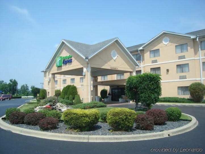 Holiday Inn Express Louisville Northeast, An Ihg Hotel Exterior photo