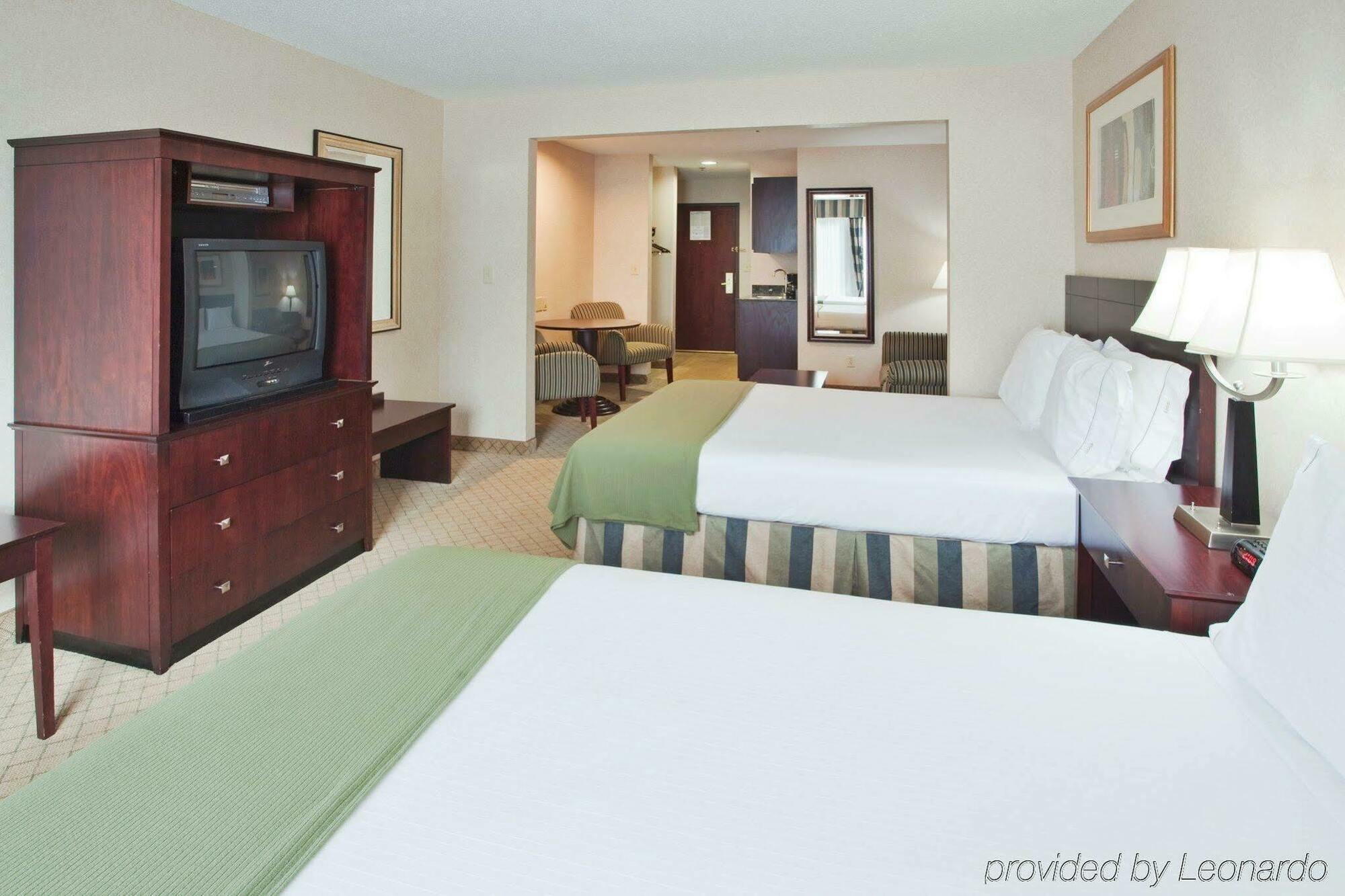 Holiday Inn Express & Suites Cooperstown, An Ihg Hotel Room photo