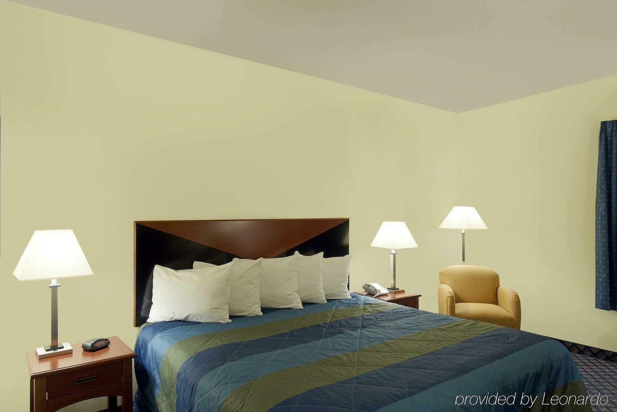 Sleep Inn & Suites University/Shands Gainesville Room photo