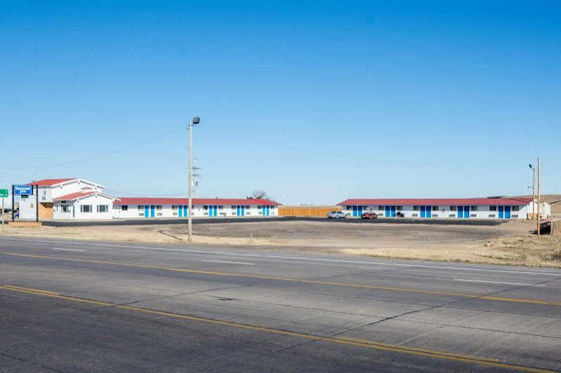 Super 8 By Wyndham Sweet Springs Motel Exterior photo