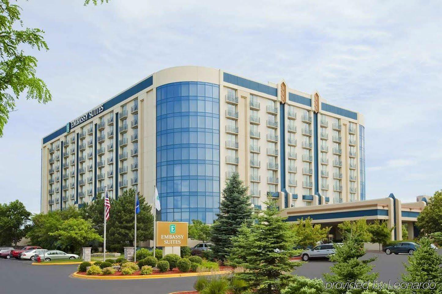 Embassy Suites By Hilton Minneapolis Airport Bloomington Exterior photo