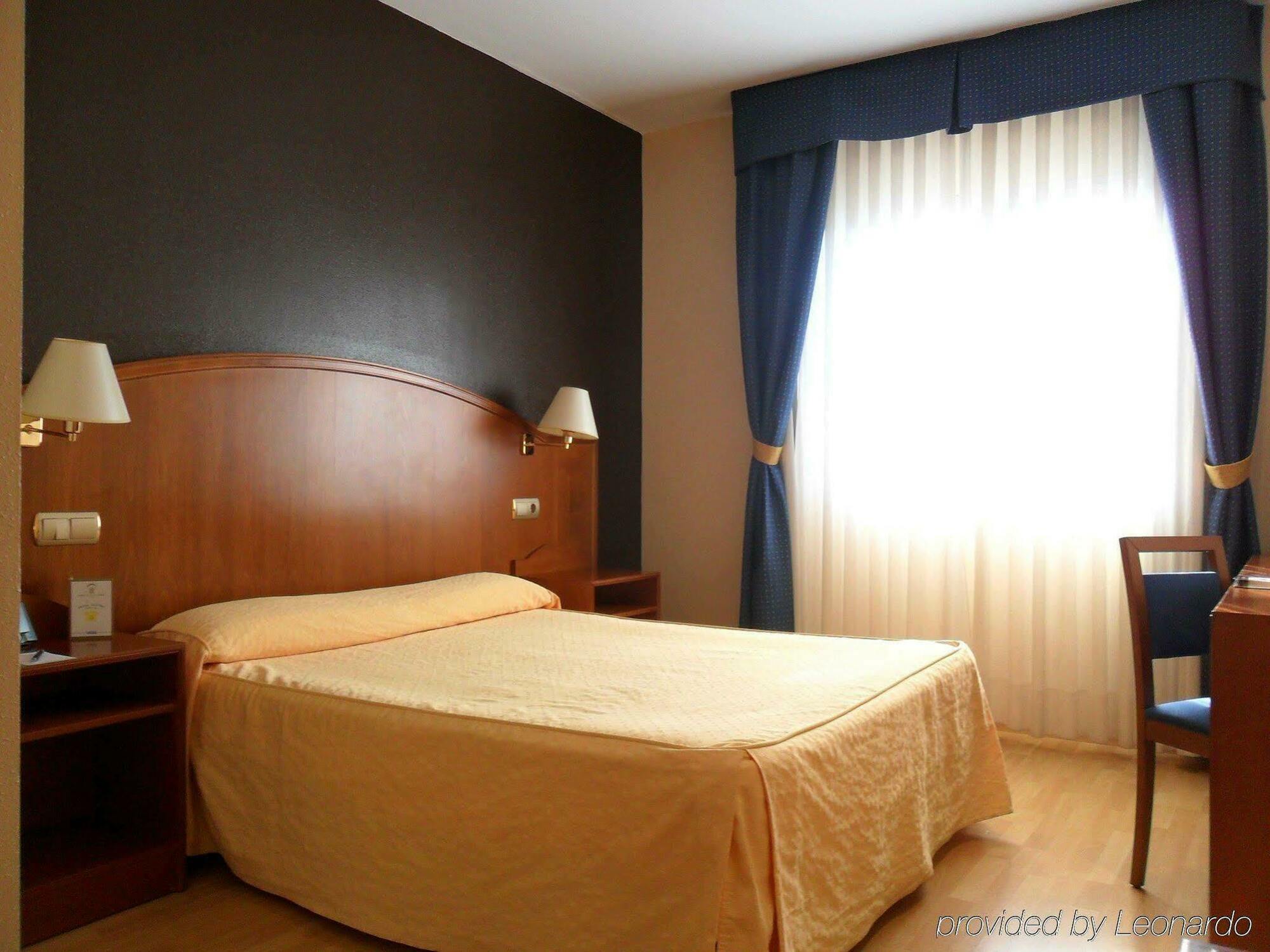 Ponferrada Plaza Hotel Room photo