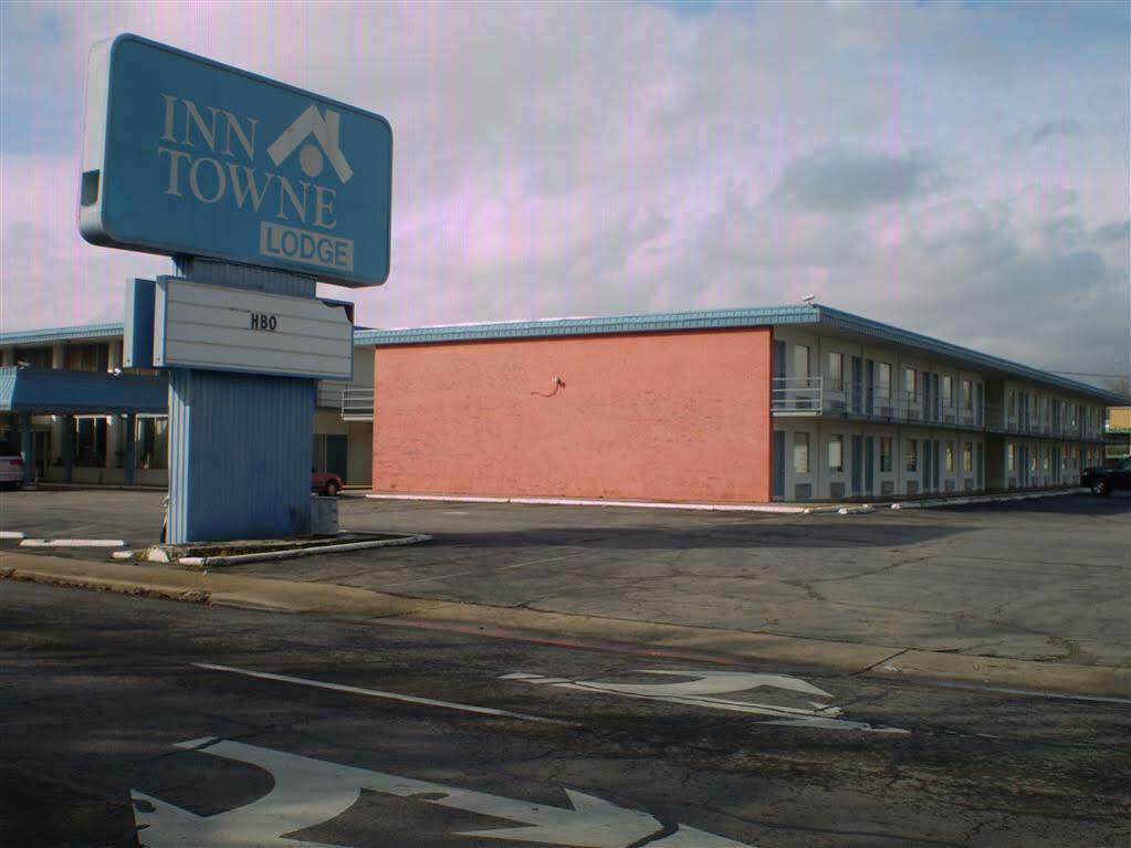 Inn Towne Lodge Fort Smith Exterior photo